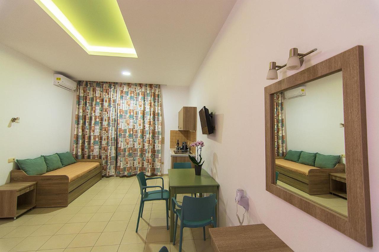 Nicole Rooms Palaiochora Zewnętrze zdjęcie